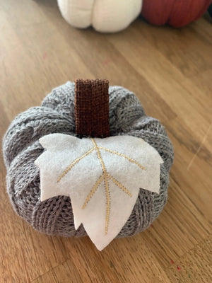 Knitted Pumpkins view 8