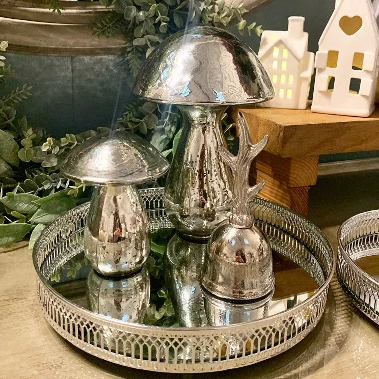 Mirrored Display Tray Set