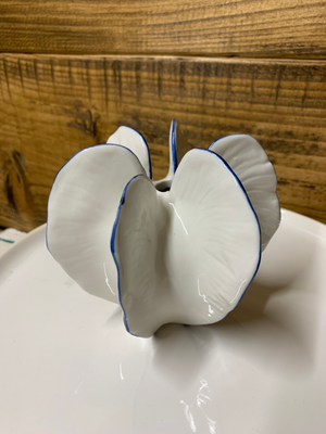 Mini Seed Pod Vase view 1