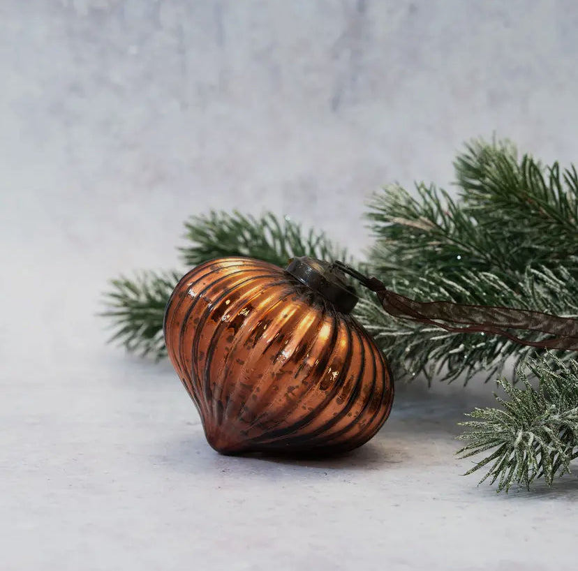 Russet Ribbed Glass Lantern Bauble