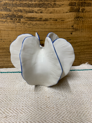 Mini Seed Pod Vase view 2