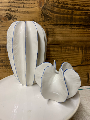 Mini Seed Pod Vase view 3