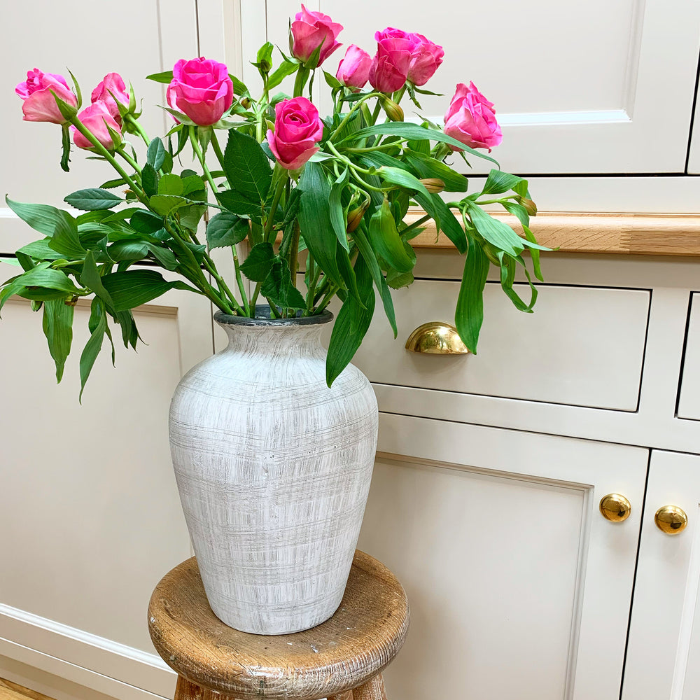 Valerie Vase