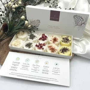 Winter Wax Melt Discovery Gift Box view 2