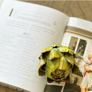 Green Artichoke Decoration view 2