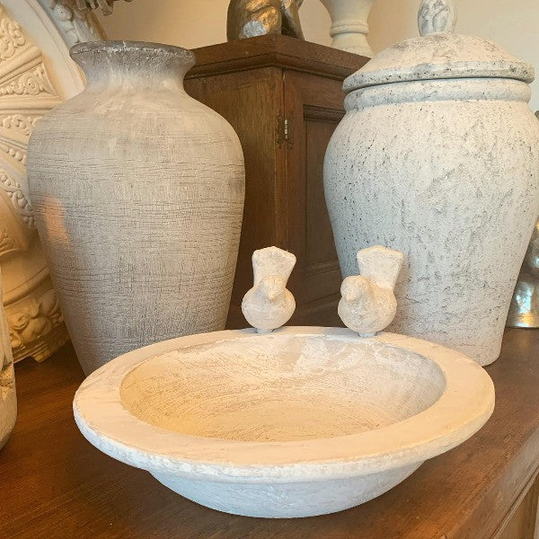 Round Stone Bird Bath