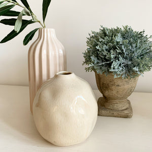 Oatmeal Dimple Vase view 2
