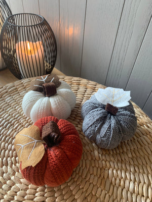 Knitted Pumpkins view 4