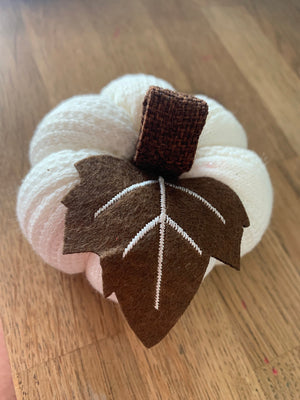 Knitted Pumpkins view 6