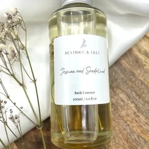 Jasmine & Sandalwood Bath Essence view 1